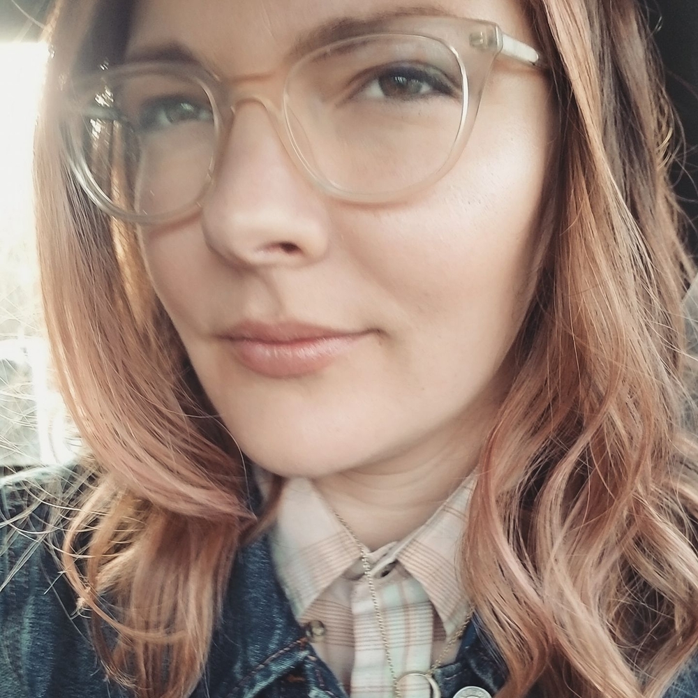 Meet your Posher, Emilee